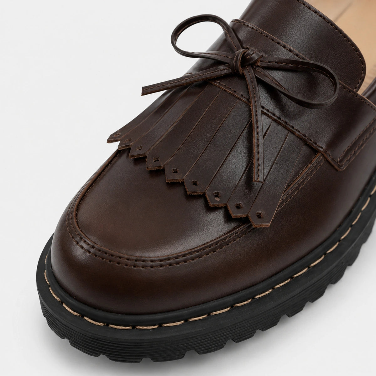 Mocassin en Cuir Marron Foncé Frange et Lacets Nœud Papillon | Elodie
