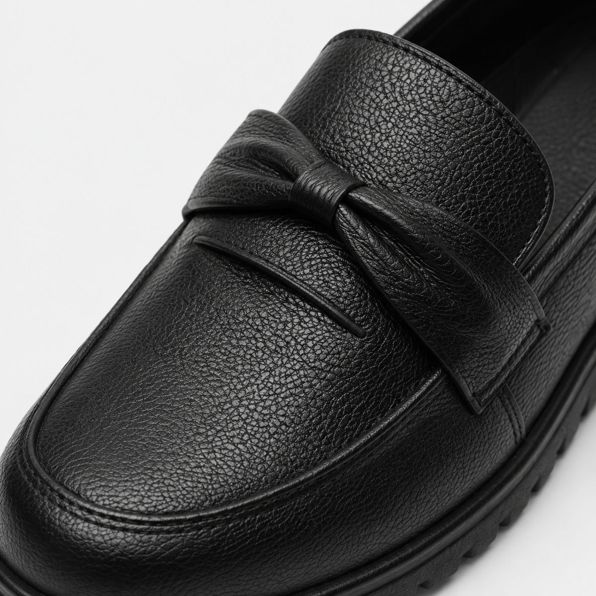 Mocassin Noir Compensé pour Femme avec Bandeau | Suzanne