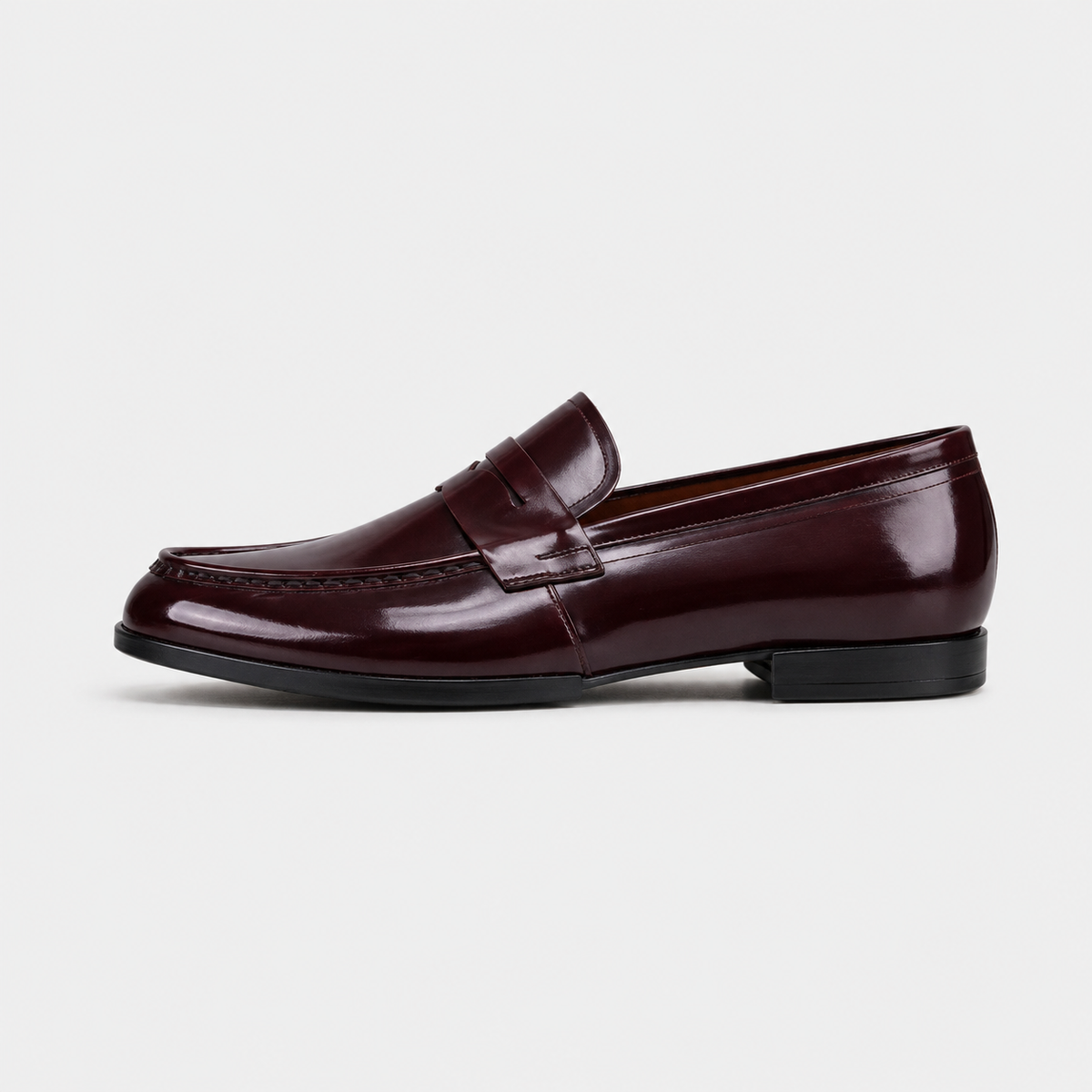 Mocassin en Cuir Vernis Bordeaux Foncé Costume pour Homme | Diego
