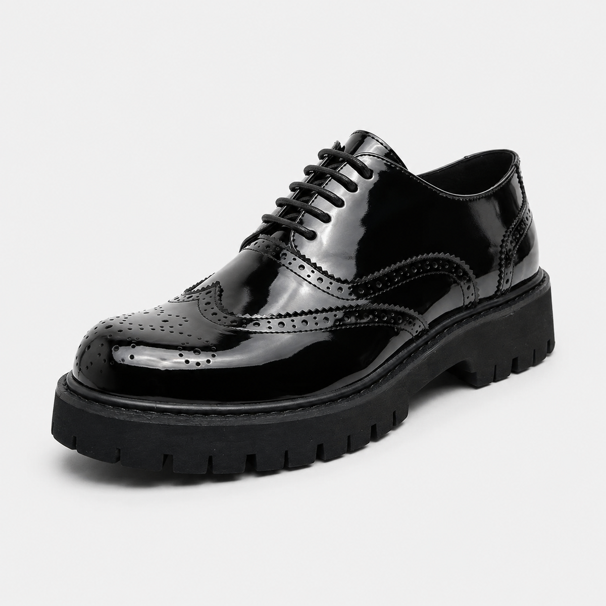 Mocassin Derby Plateforme Compensée Noir Vernis à Lacets | Mahé