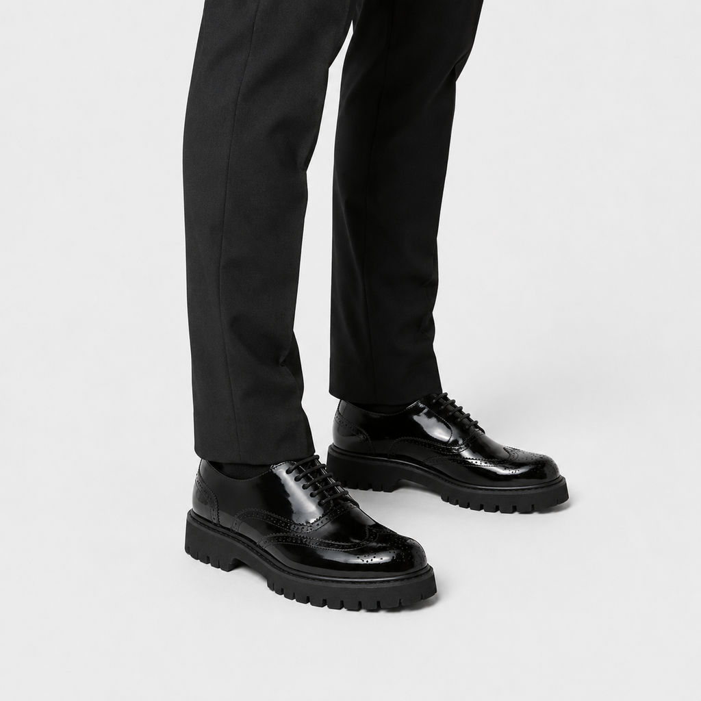 Mocassin Derby Plateforme Compensée Noir Vernis à Lacets | Mahé