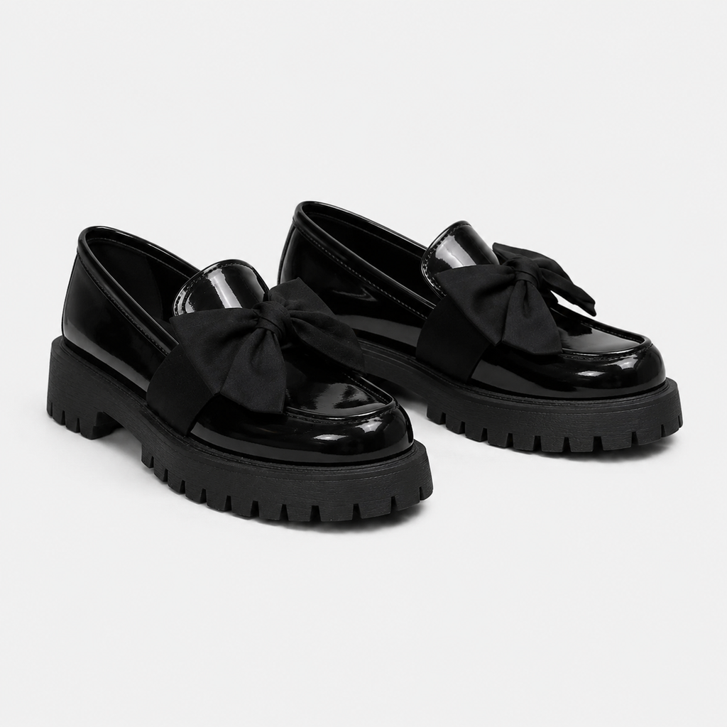 Mocassin Compensé en Cuir Vernis Noir à Nœud Papillon | Cyrielle