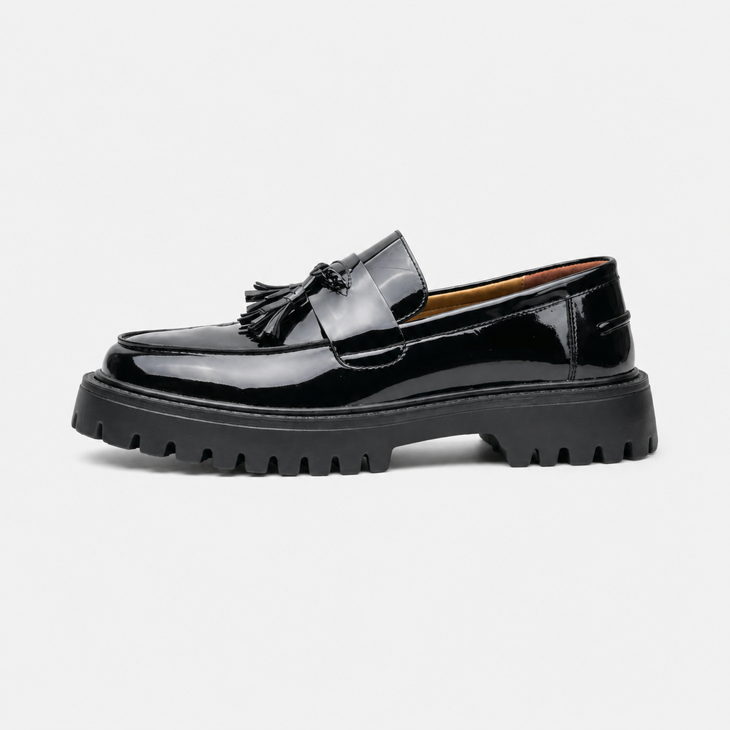Mocassin Compensé en Cuir Vernis Noir à Gland pour Homme | Sacha