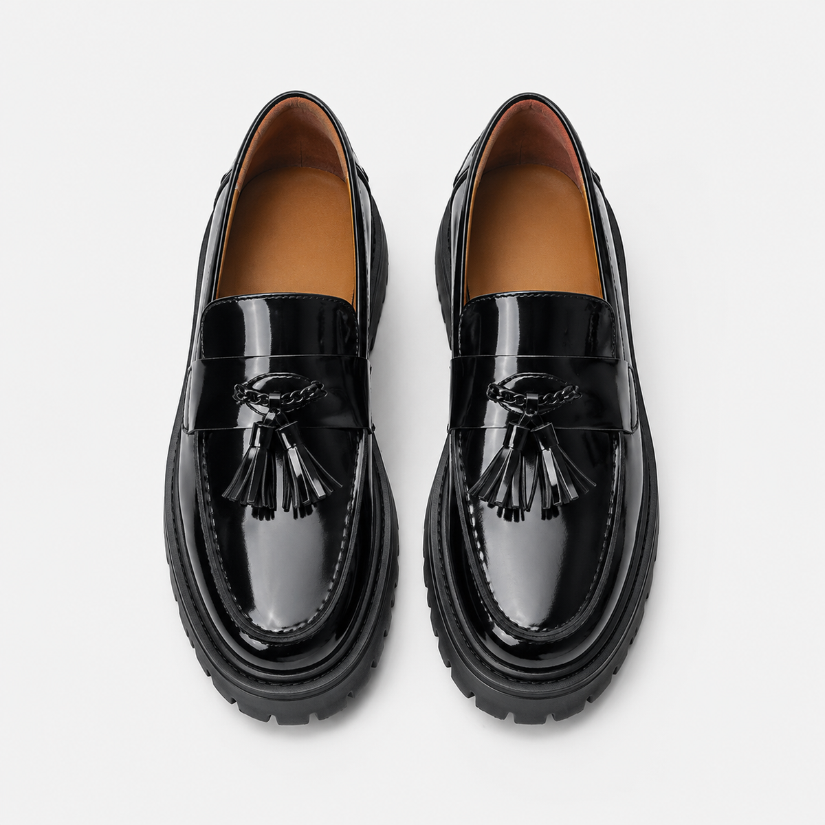Mocassin Compensé en Cuir Vernis Noir à Gland pour Homme | Sacha