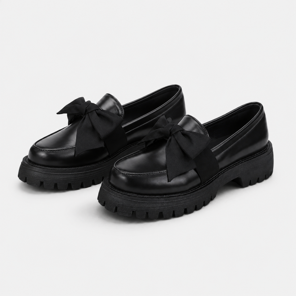 Mocassin Compensé en Cuir Noir Mate à Nœud Papillon | Juliette