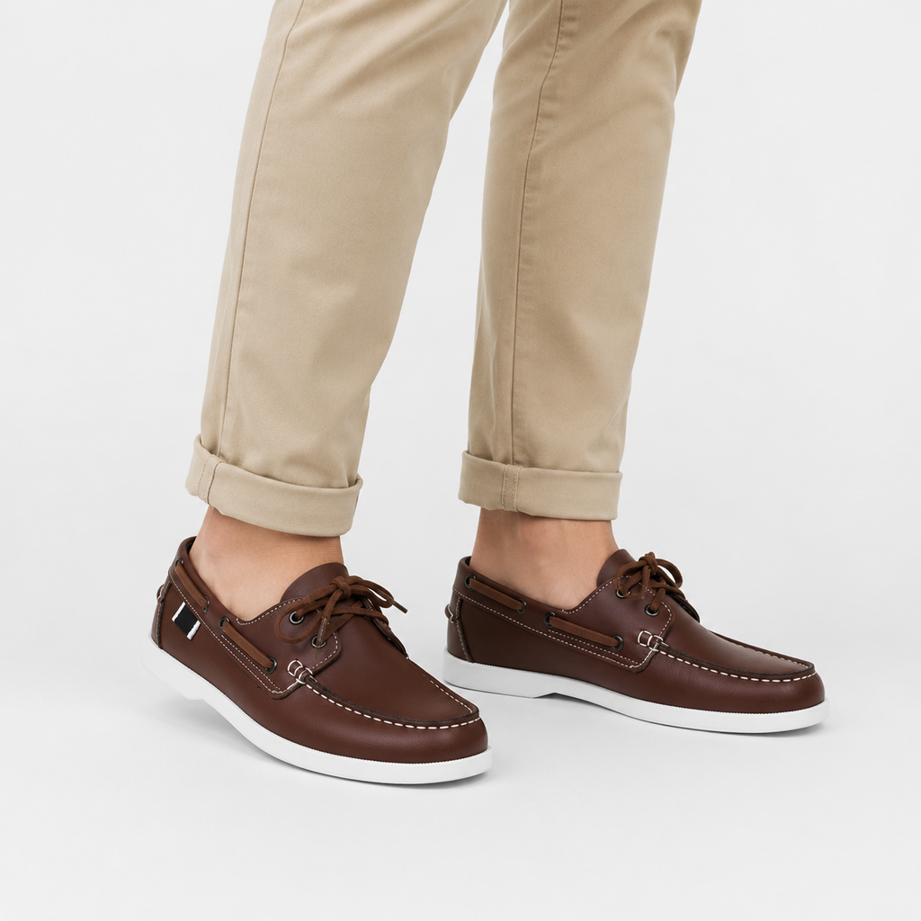 Mocassin Bateau à Lacet Cuir Lisse Marron pour Homme | Erasme