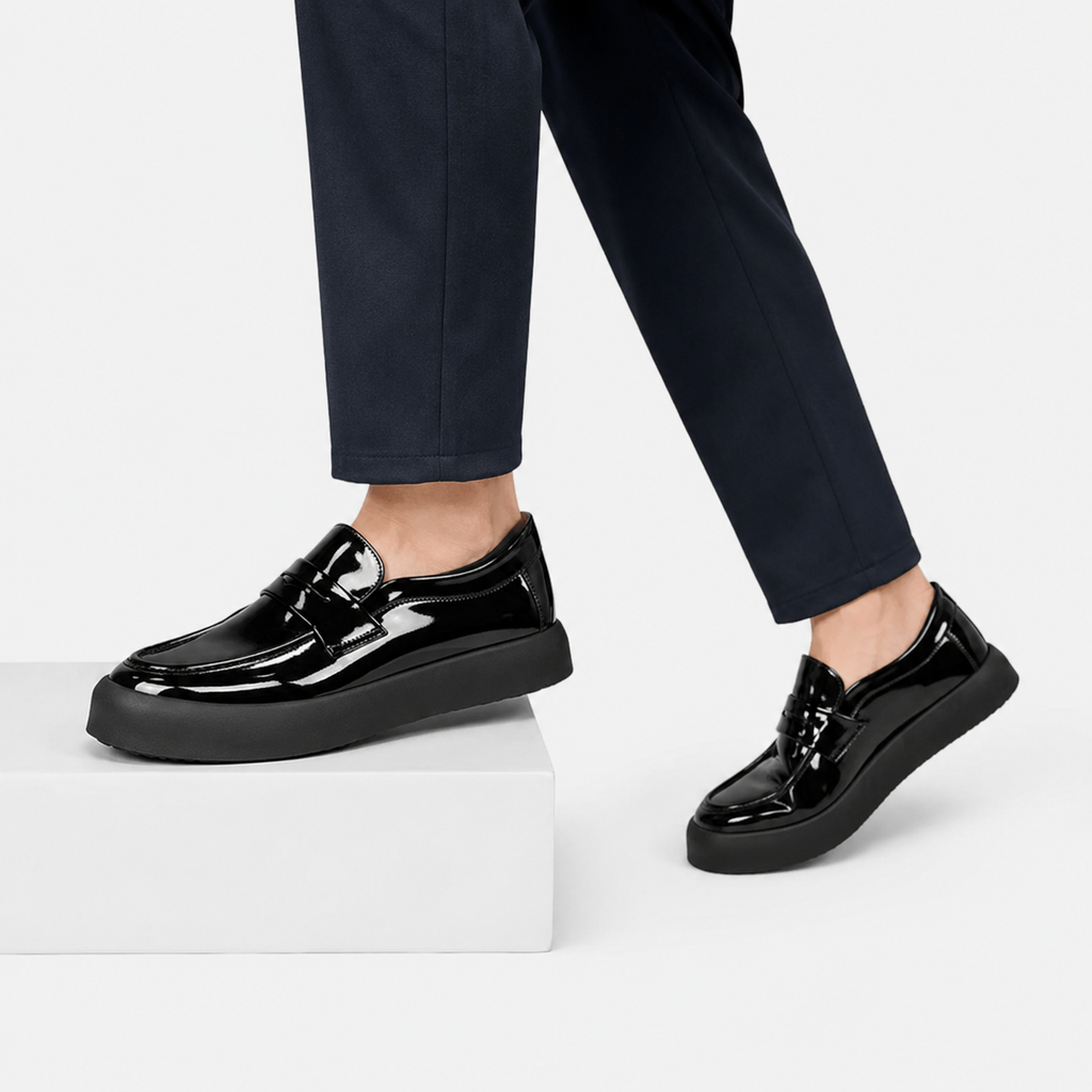Mocassin à Plateforme Plate en Cuir Noir Vernis pour Homme | Valentin