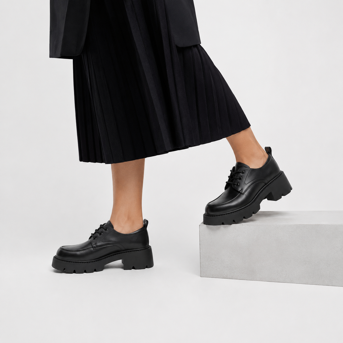 Mocassin à Lacet Plateforme et Talon Noir pour Femme | Éléonore