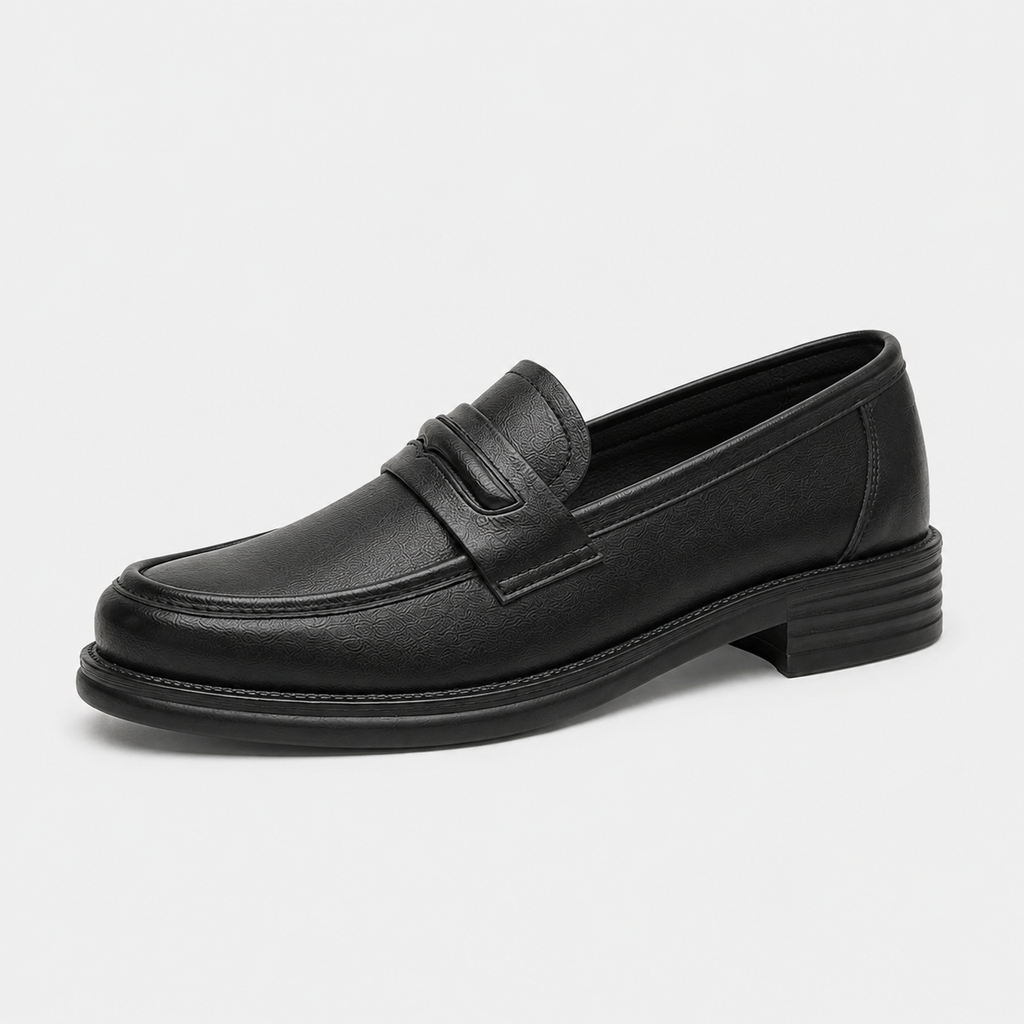 Mocassin en Cuir Noir Vernis Femme à Talon | Violette
