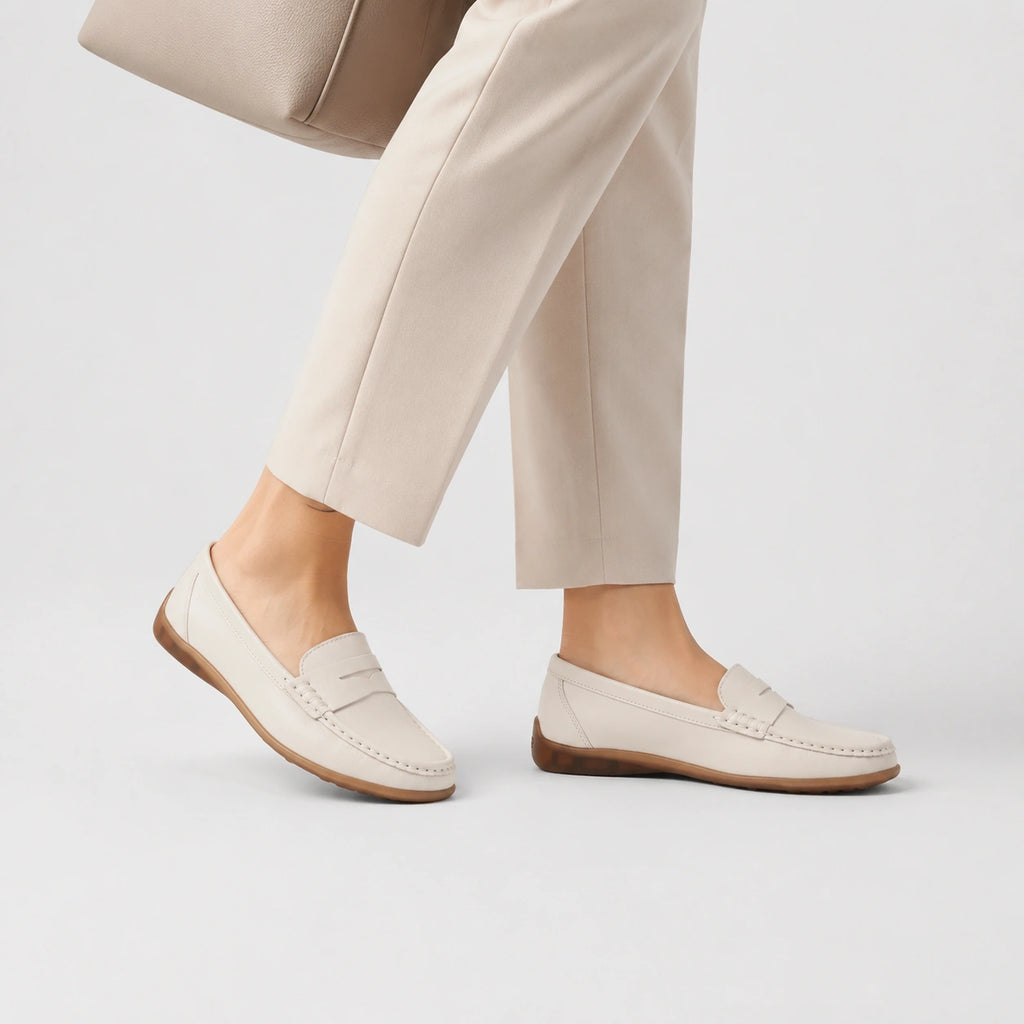 Mocassin en Daim Beige Vintage pour Femme | Apolline