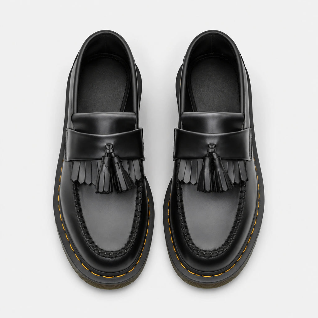 Mocassin en Cuir Noir à Glands et Frange Surpiqure Jaune | Fiona