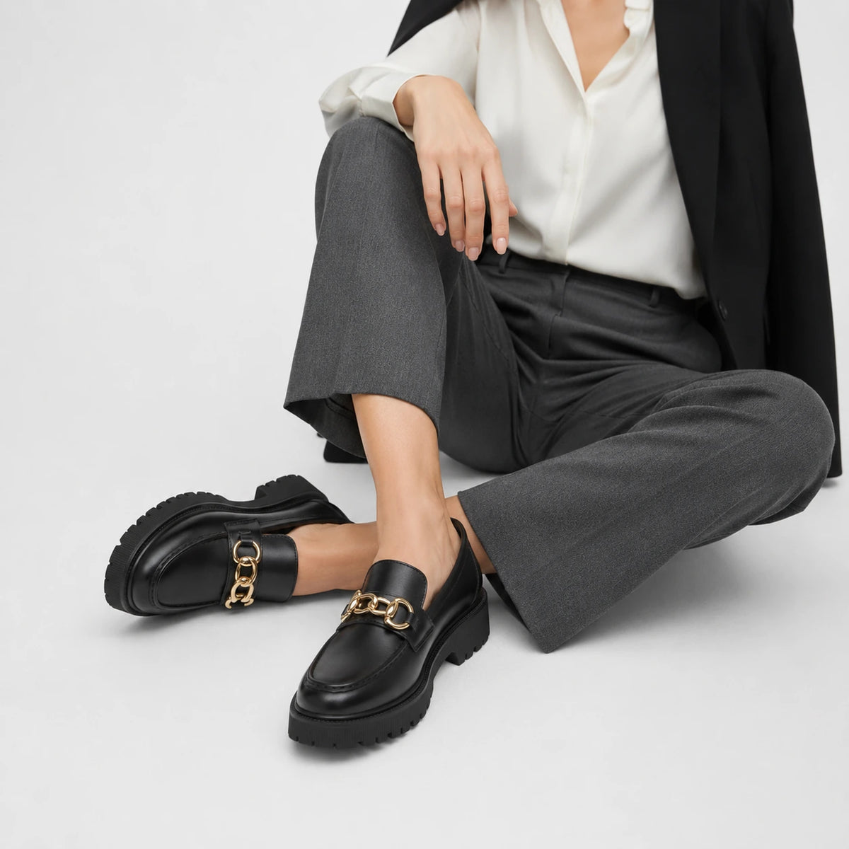 Mocassin Plateforme Femme Noir Chaînette Dorée | Gabrielle