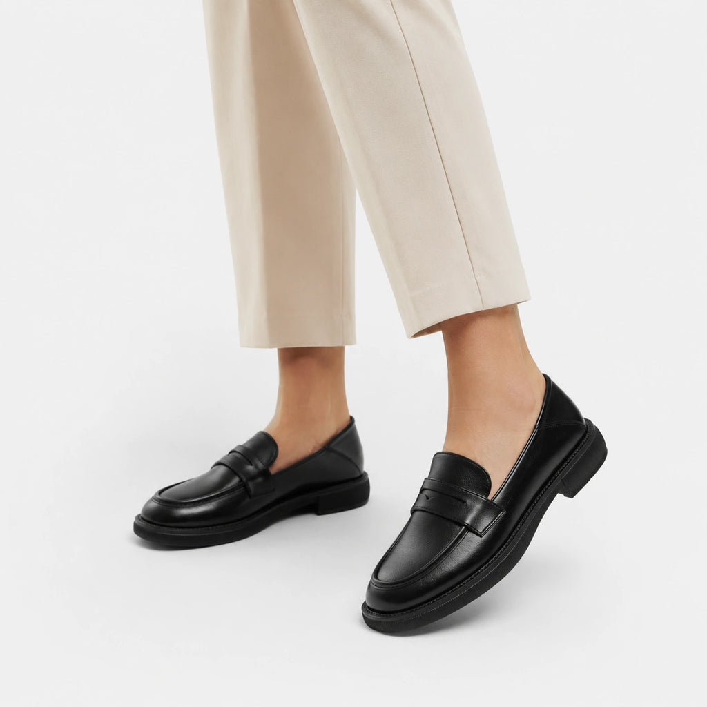 Mocassin en Cuir Vernis Noir Talon pour Femme | Melissa