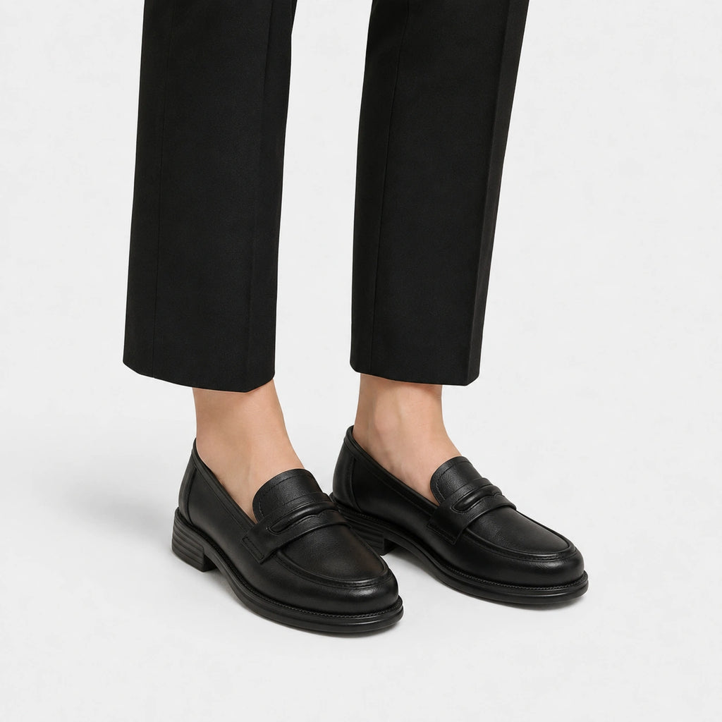 Mocassin en Cuir Noir Vernis Femme à Talon | Violette